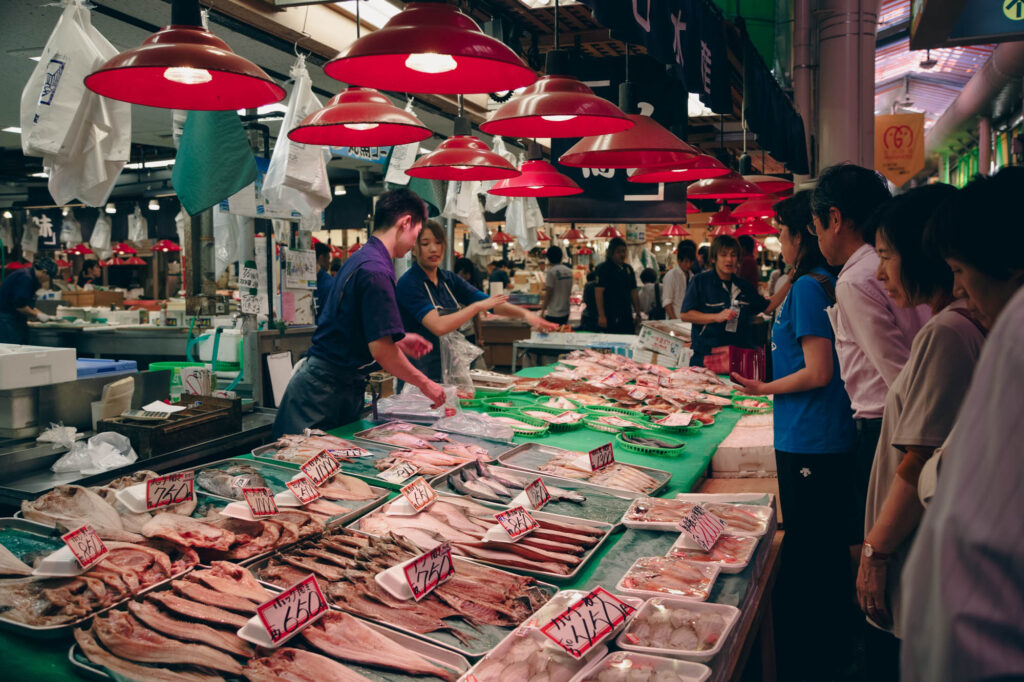 Omicho Market: Unveiling the Hidden History of Kanazawa’s Kitchen